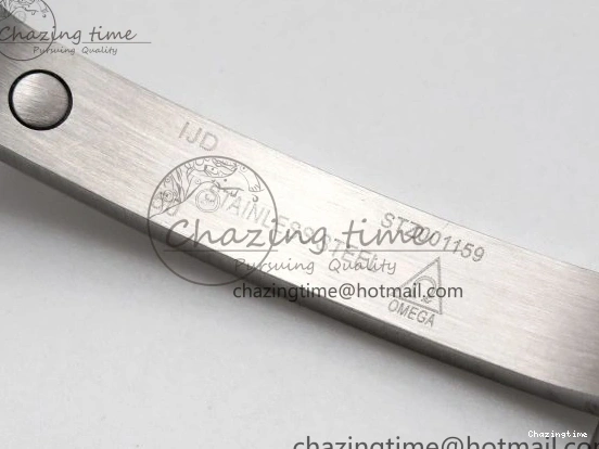 0105 Planet Ocean 600M ‘Tai Chi’ GMT 43.5mm VSF 1:1 Best Edition Black White Ceramic Bezel and Dial on SS Bracelet A8906 Super Clone Durable 7732